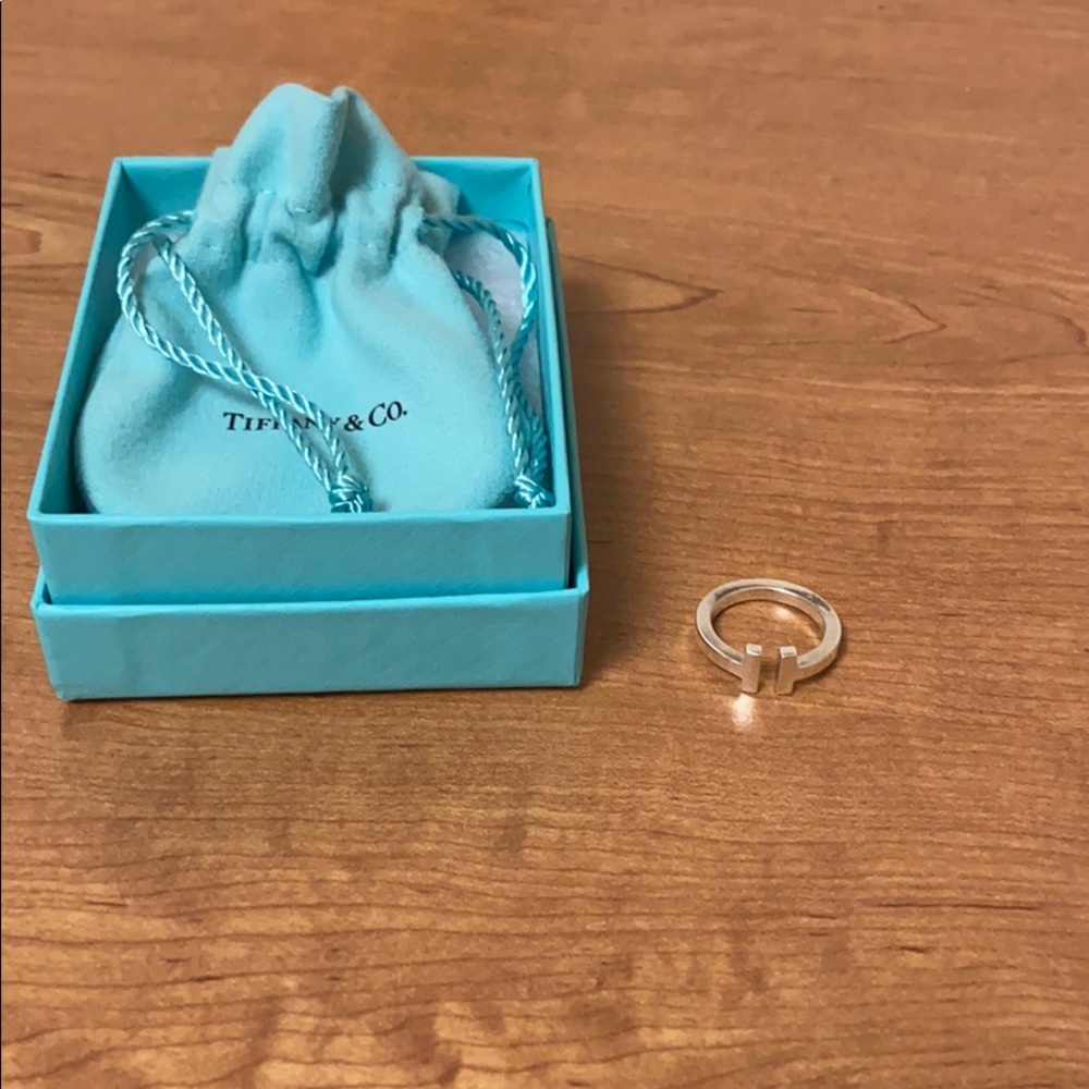 tiffany T square ring silver (thicker)